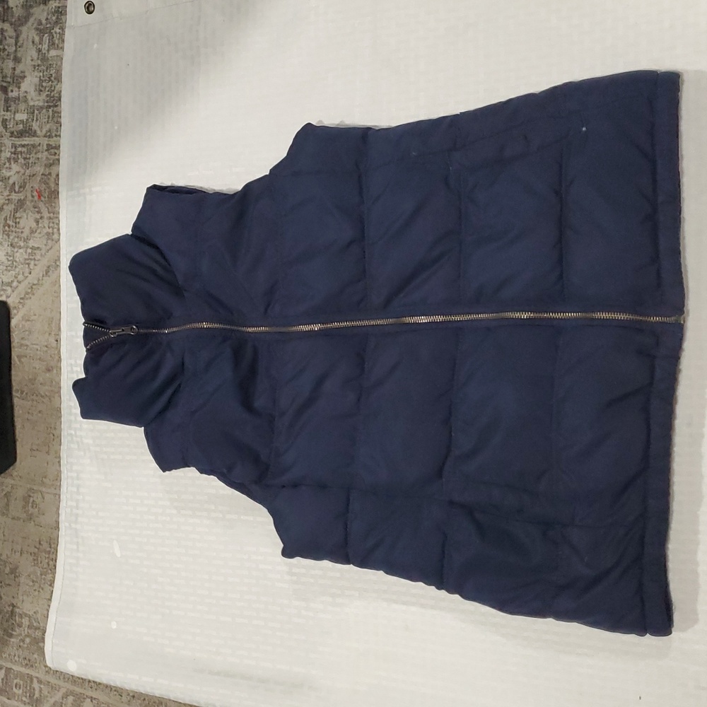 Old Navy Navy Blue Puffer Vest - Picture 2 of 10
